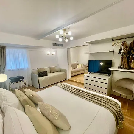 Bellagio Luxury Suites Apartments Buitenkant foto