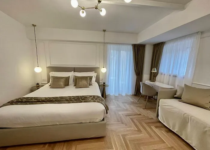 Bellagio Luxury Suites Apartments